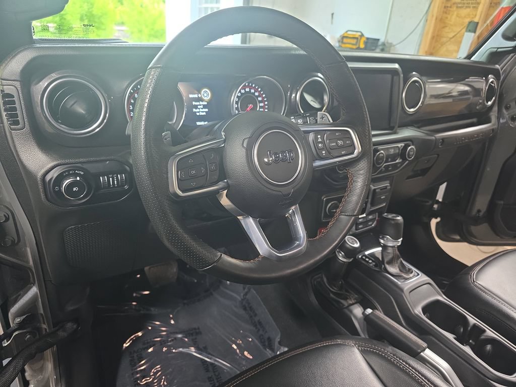Used 2022 Jeep Wrangler Unlimited Rubicon 392 w/ Trailer Tow Package AWD/4WD image 15