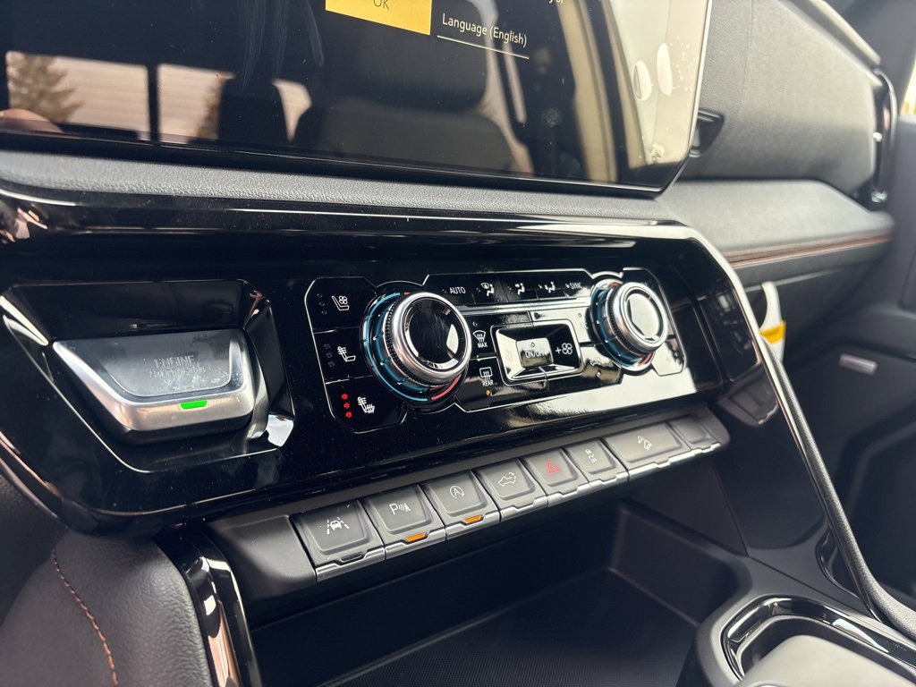 New 2026 GMC Sierra 1500 AT4 w/ AT4 Premium Package image 32