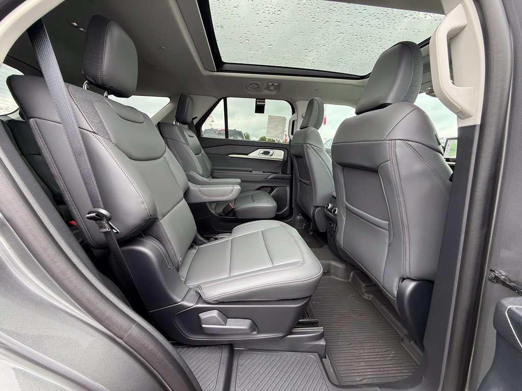 New 2026 Ford Explorer Active w/ Active Comfort Package AWD/4WD image 26