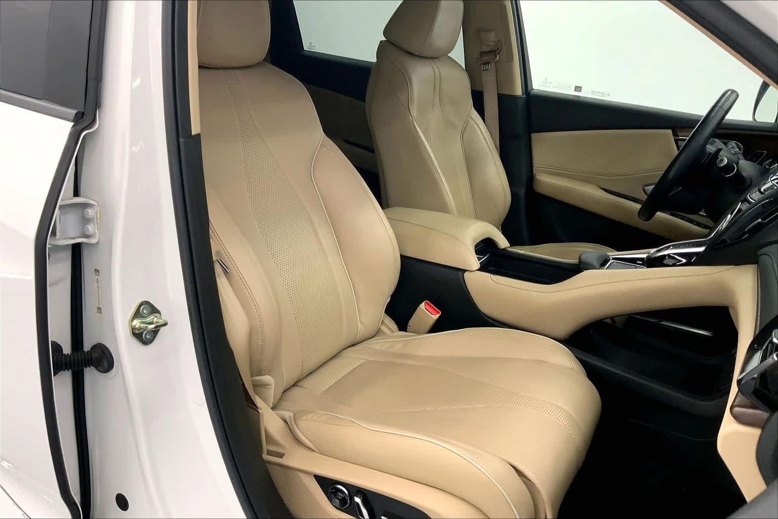 Used 2020 Acura RDX FWD w/ Advance Package image 11