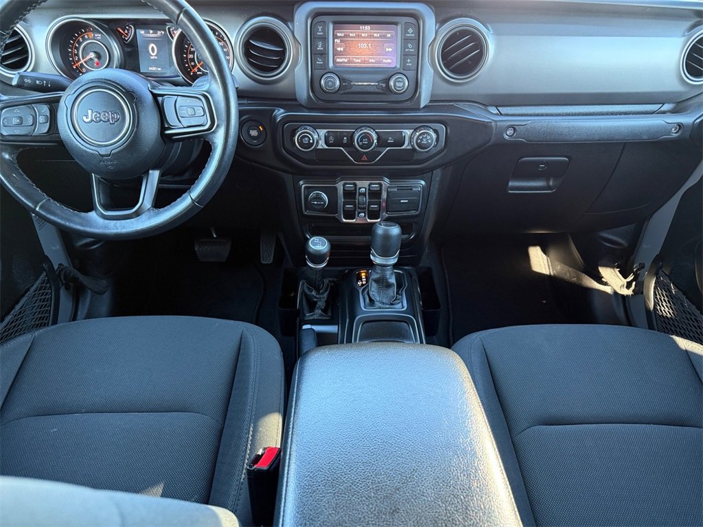 Used 2021 Jeep Gladiator Willys image 10