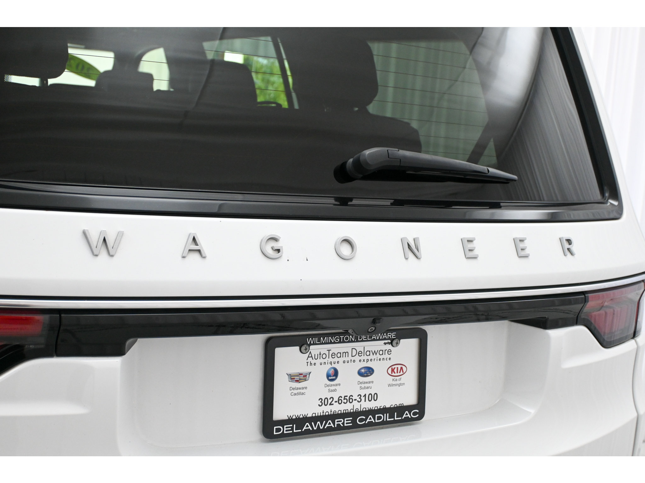 Used 2022 Jeep Wagoneer Series I w/ Premium Group I AWD/4WD image 59