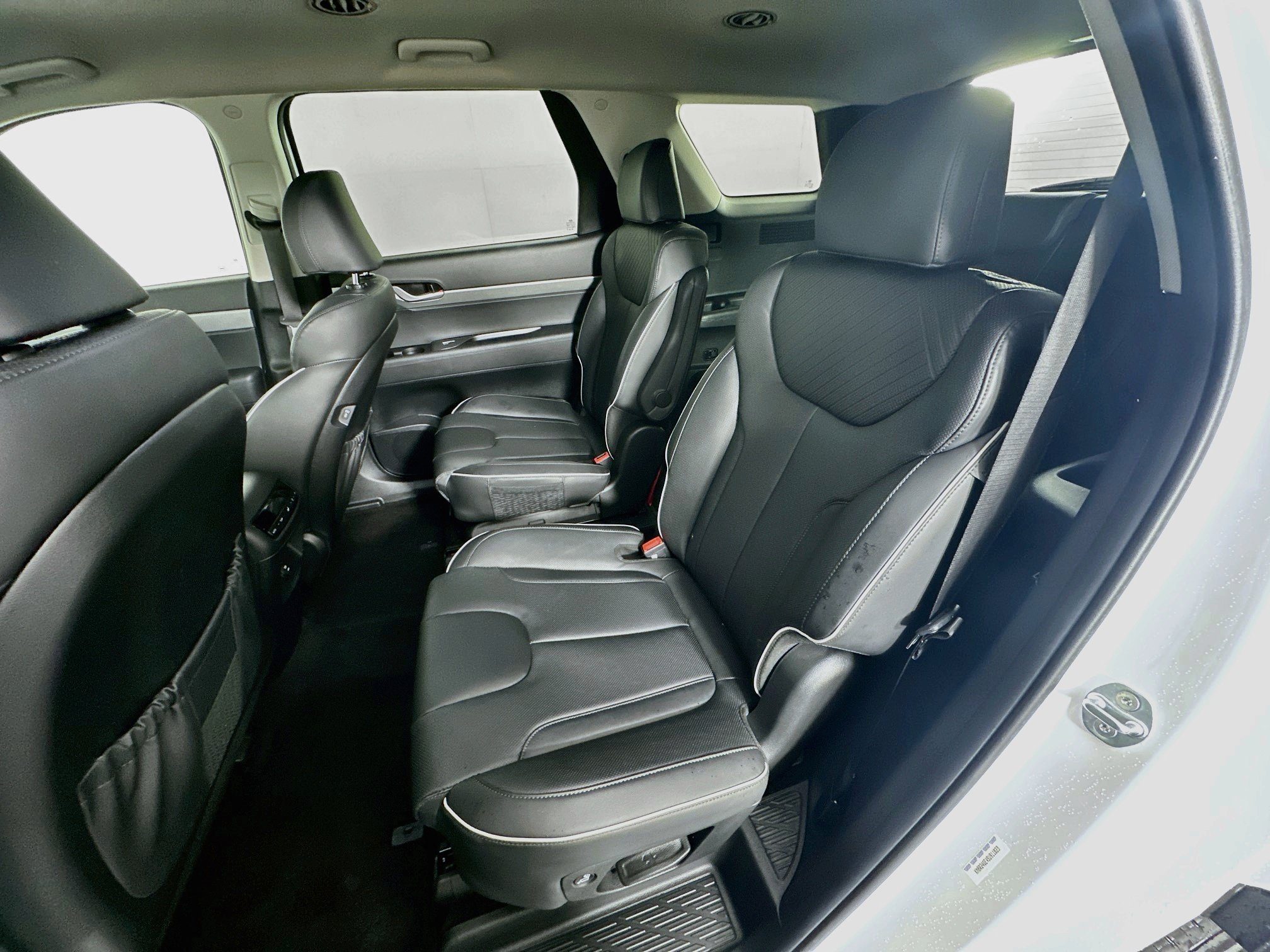 Used 2025 Hyundai Palisade SEL FWD image 29