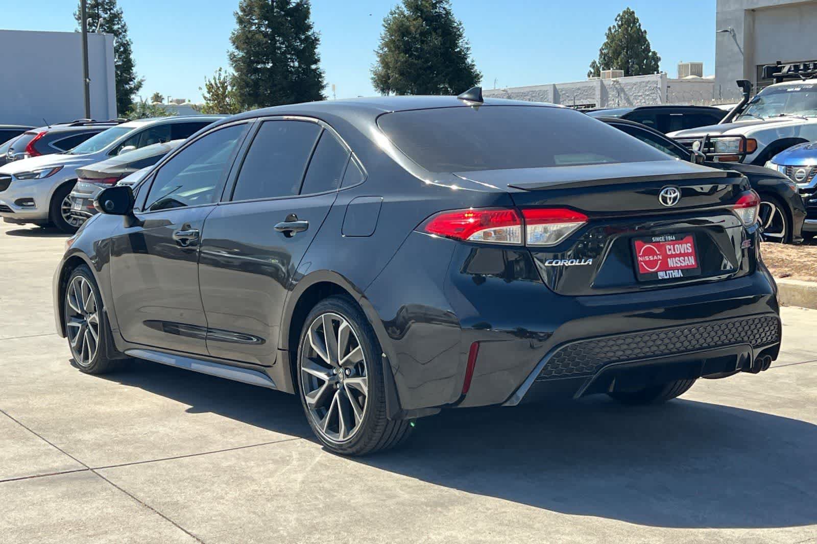 Used 2021 Toyota Corolla SE FWD image 7