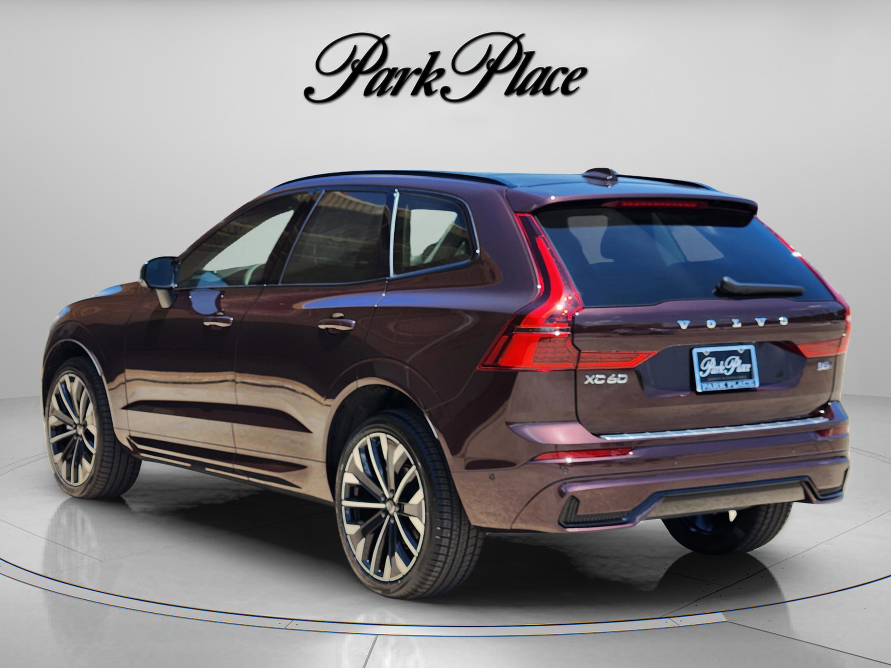 New 2026 Volvo XC60 B5 Ultra w/ Protection Package Premier AWD/4WD image 3