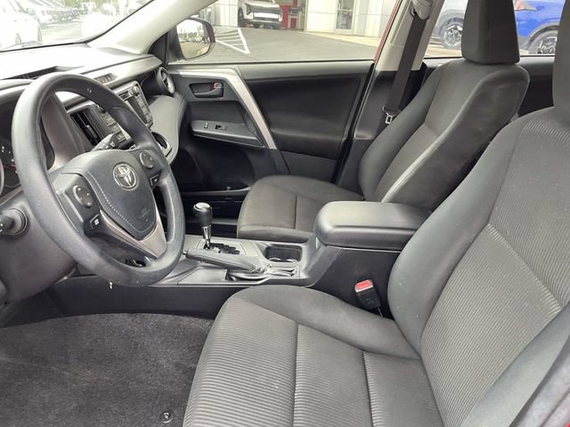 Used 2016 Toyota RAV4 LE FWD image 25