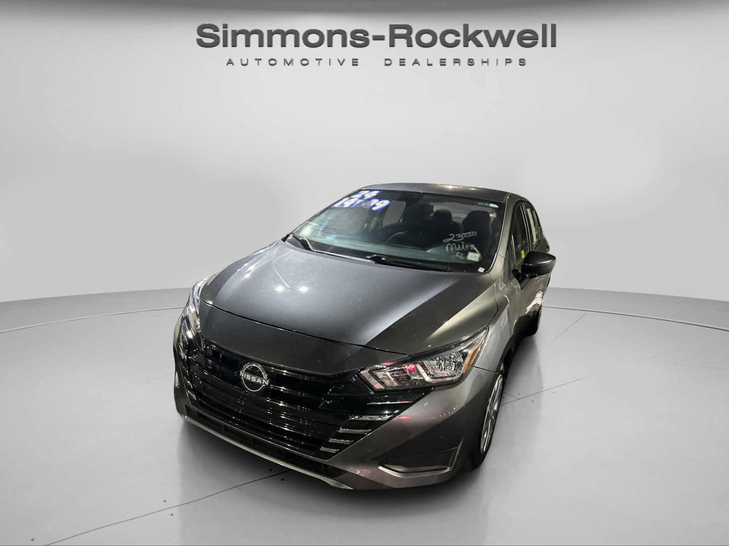 Used 2024 Nissan Versa S w/ Trunk Package image 3