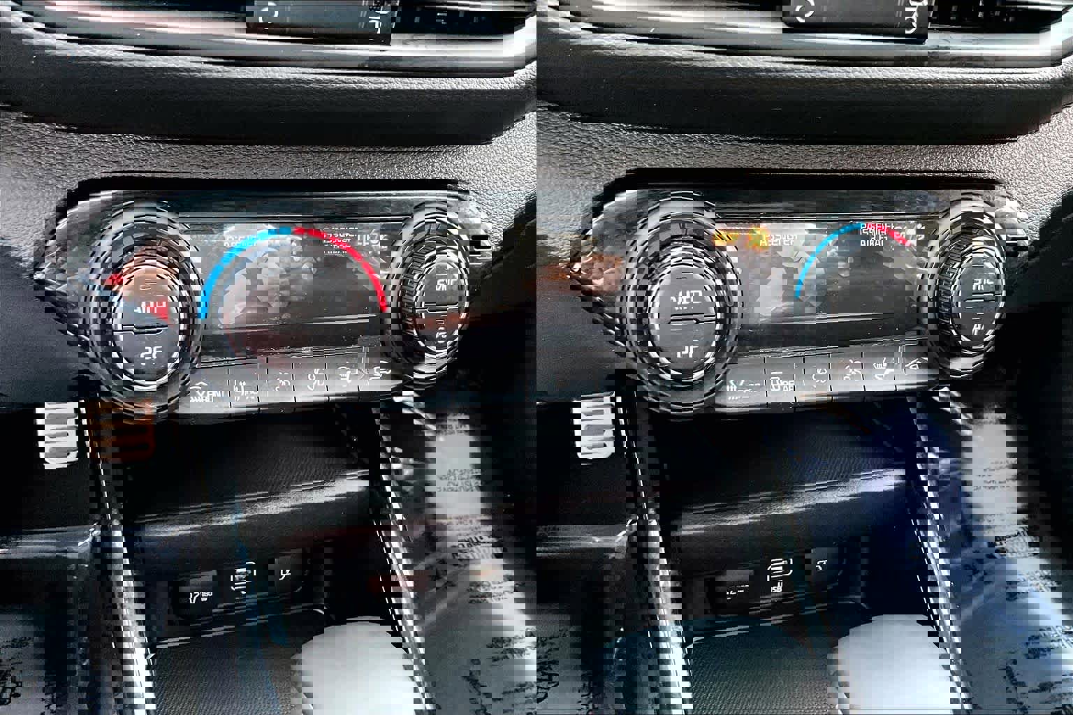 Used 2024 Kia Forte GT-Line image 32