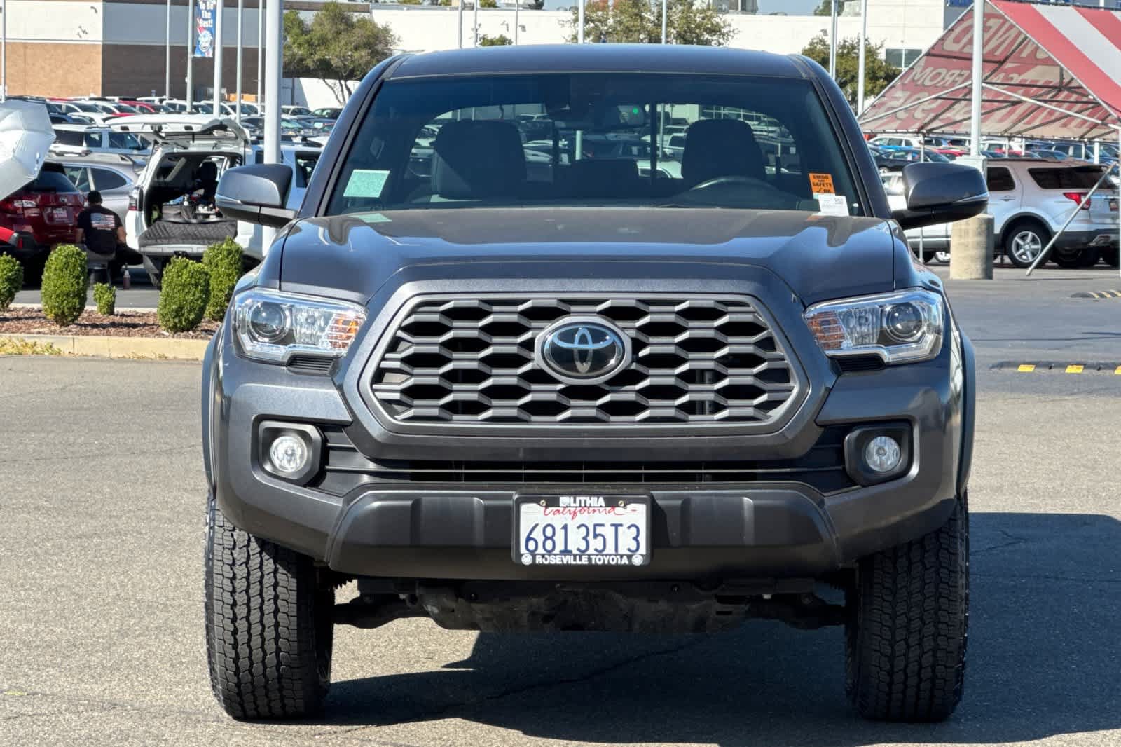 Certified 2023 Toyota Tacoma TRD Off-Road AWD/4WD image 10