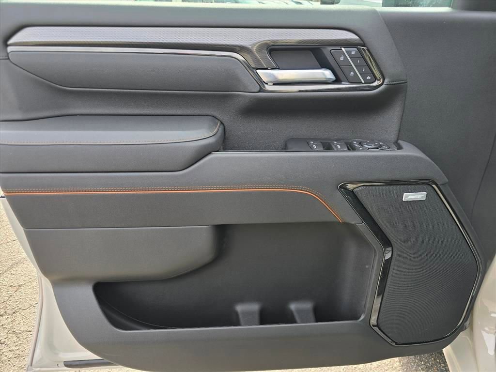 New 2026 GMC Sierra 2500 AT4 w/ Technology Package AWD/4WD image 7