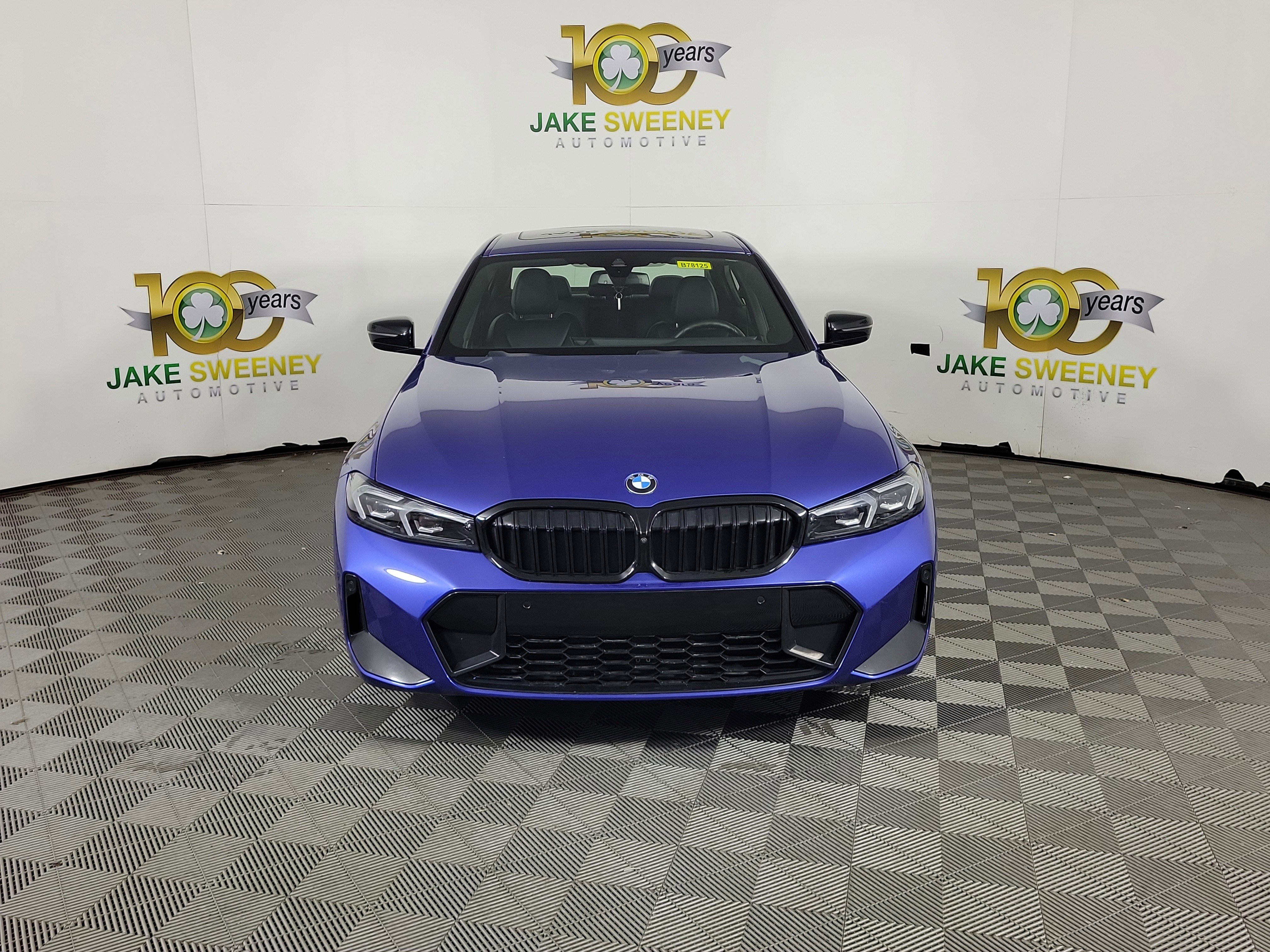 Certified 2023 BMW 330i xDrive Sedan w/ M Sport Package AWD/4WD image 2
