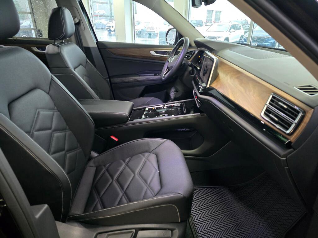New 2026 Volkswagen Atlas SEL Premium R-Line image 33