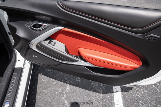 Used 2017 Chevrolet Camaro SS RWD image 68