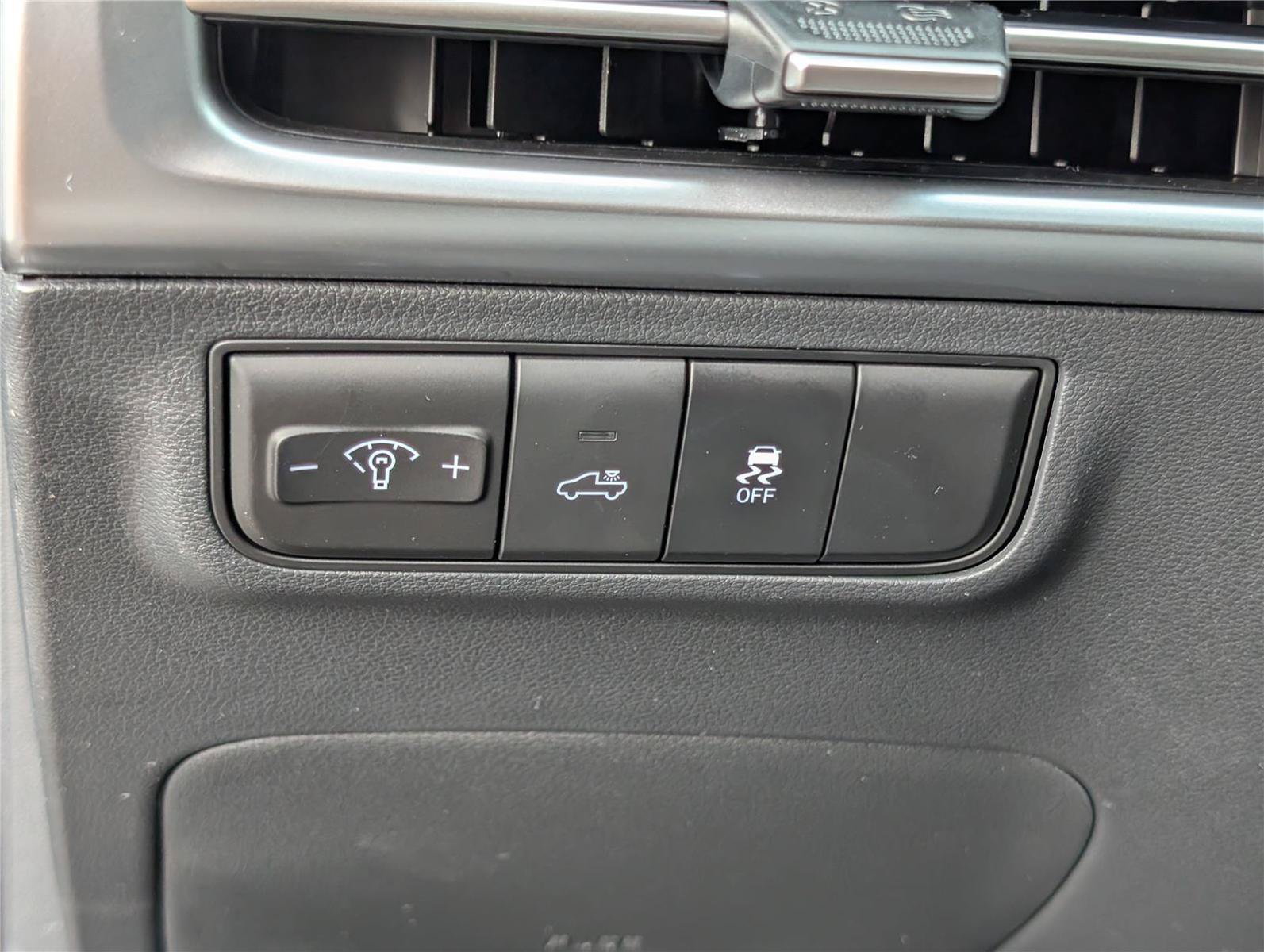 New 2026 Hyundai Santa Cruz SEL AWD/4WD image 16