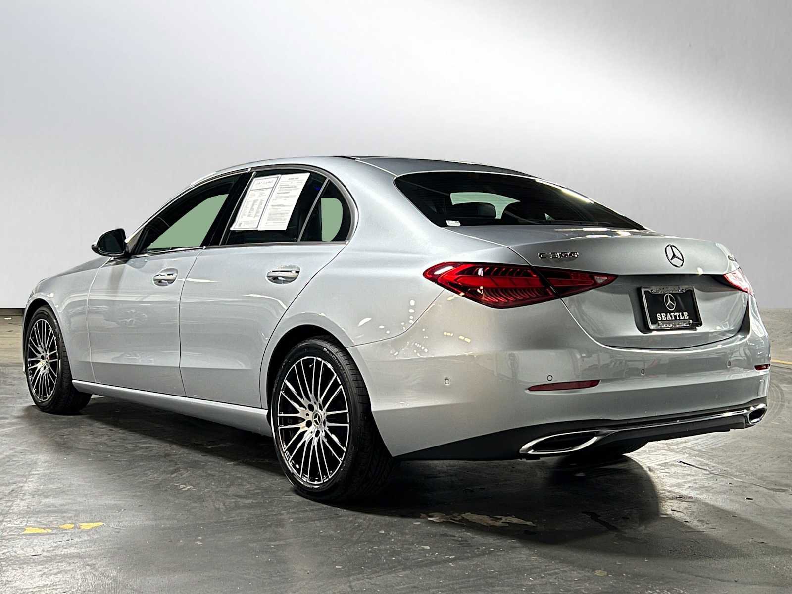 Used 2025 Mercedes-Benz C 300 4MATIC Sedan image 6