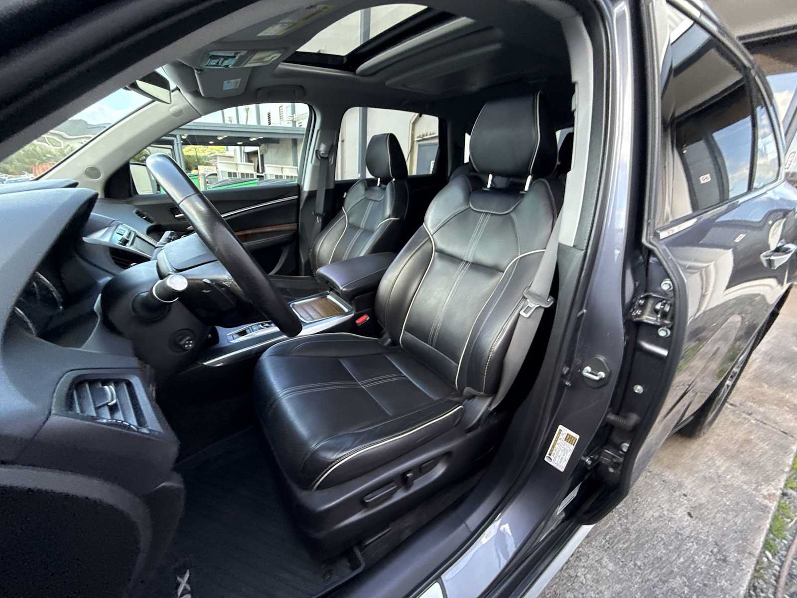 Used 2018 Acura MDX FWD w/ Advance & Entertainment image 12
