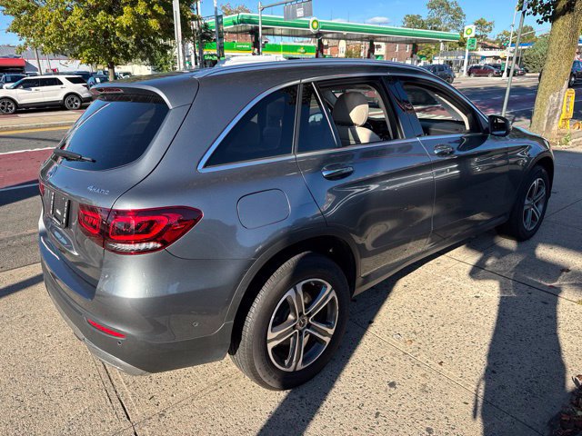 Used 2022 Mercedes-Benz GLC 300 4MATIC image 7