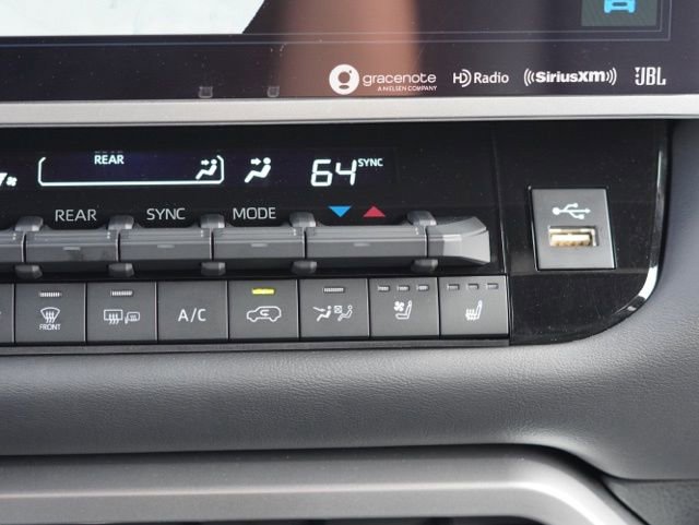 Certified 2023 Toyota Sequoia Platinum AWD/4WD image 34