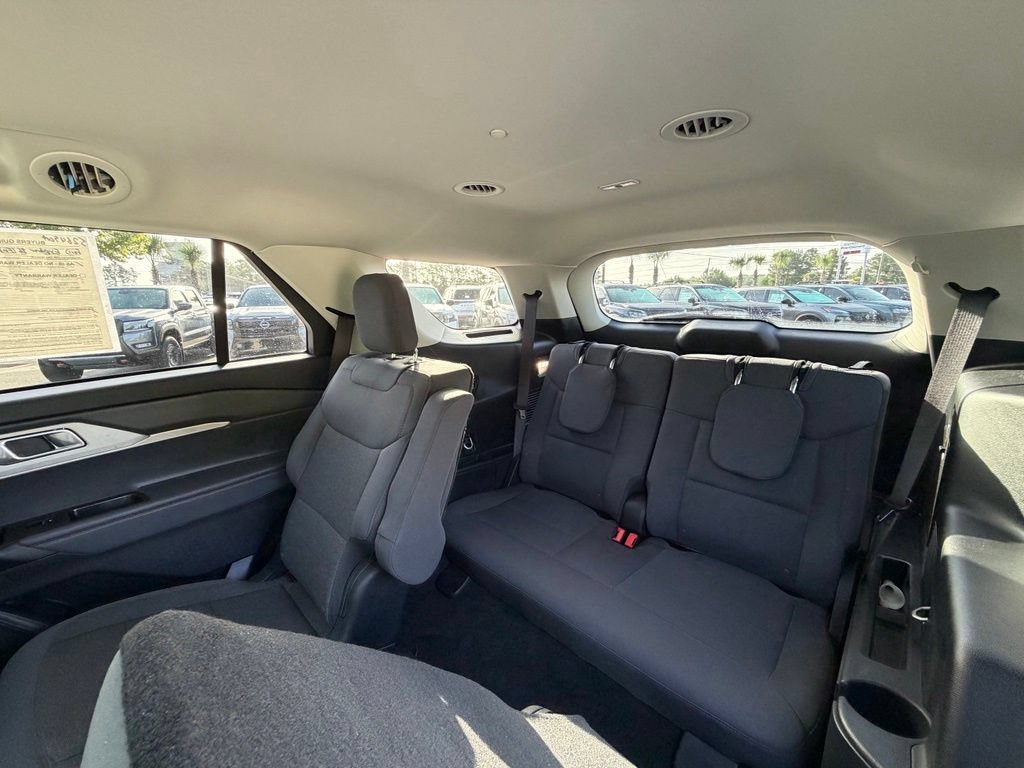 Used 2026 Ford Explorer Active RWD image 23