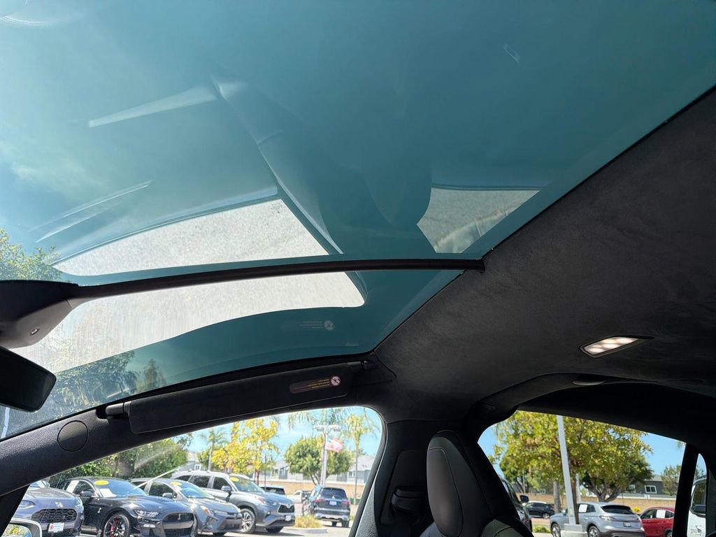 Used 2023 Tesla Model X AWD/4WD image 6