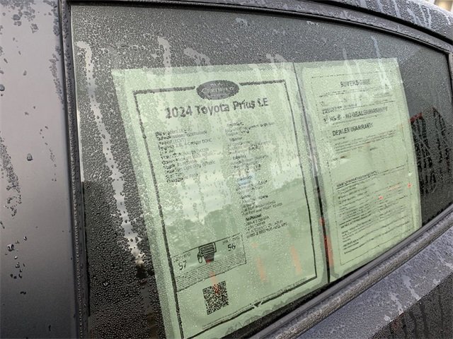 Used 2024 Toyota Prius LE image 36