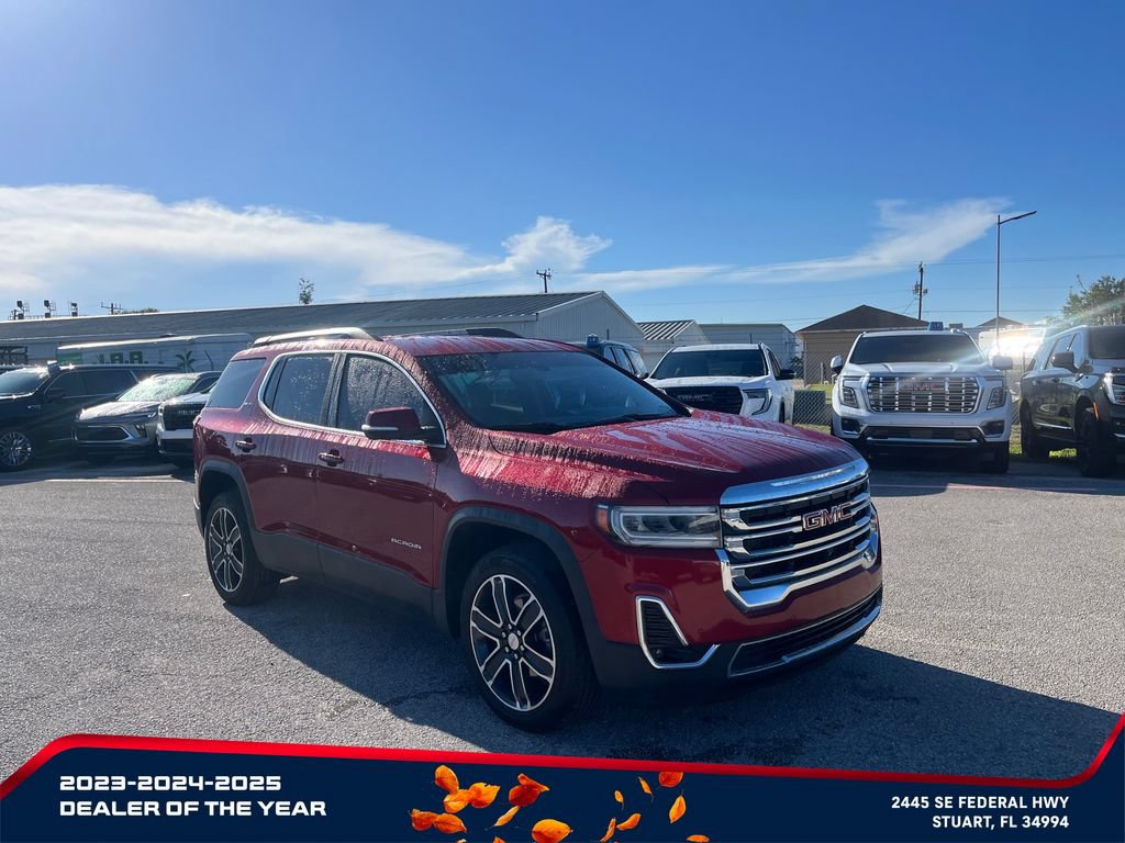 Used 2021 GMC Acadia SLT w/ Technology Package FWD image 2