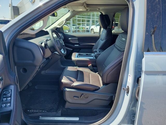 New 2026 Ford Expedition Max Platinum w/ Platinum Ultimate Package AWD/4WD image 16