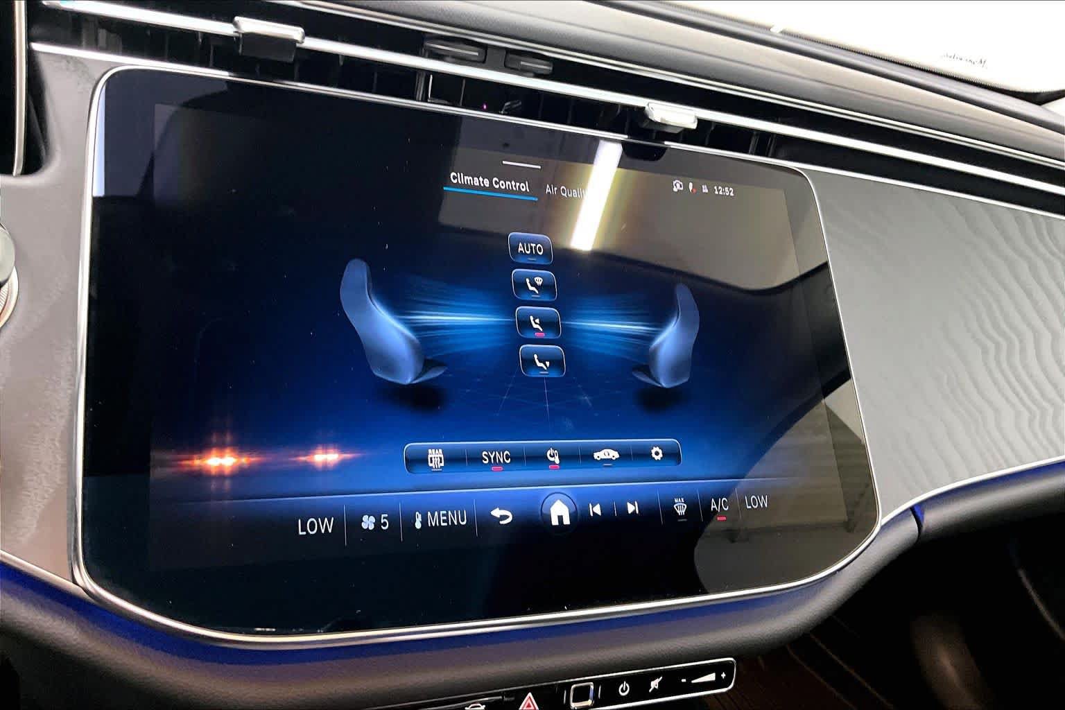 New 2026 Mercedes-Benz E 350 4MATIC Sedan image 19