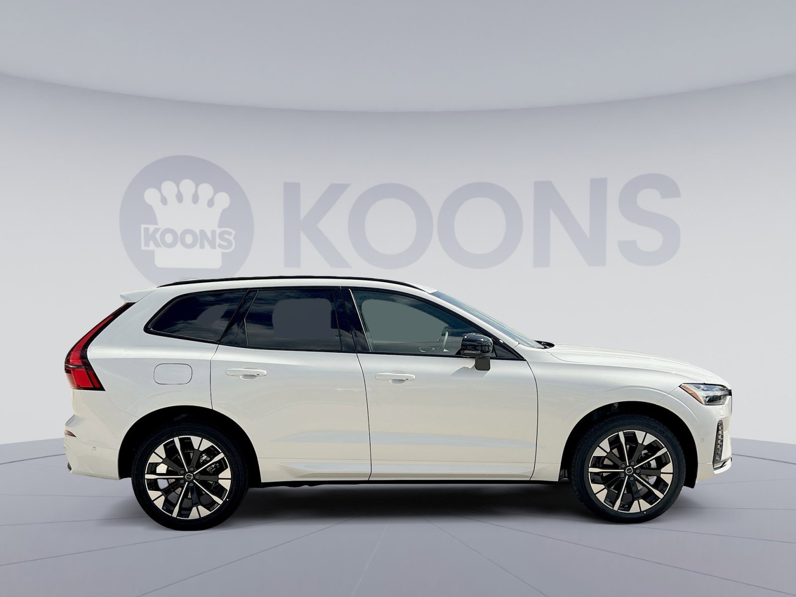 New 2026 Volvo XC60 B5 Plus w/ Protection Package Premier AWD/4WD image 8