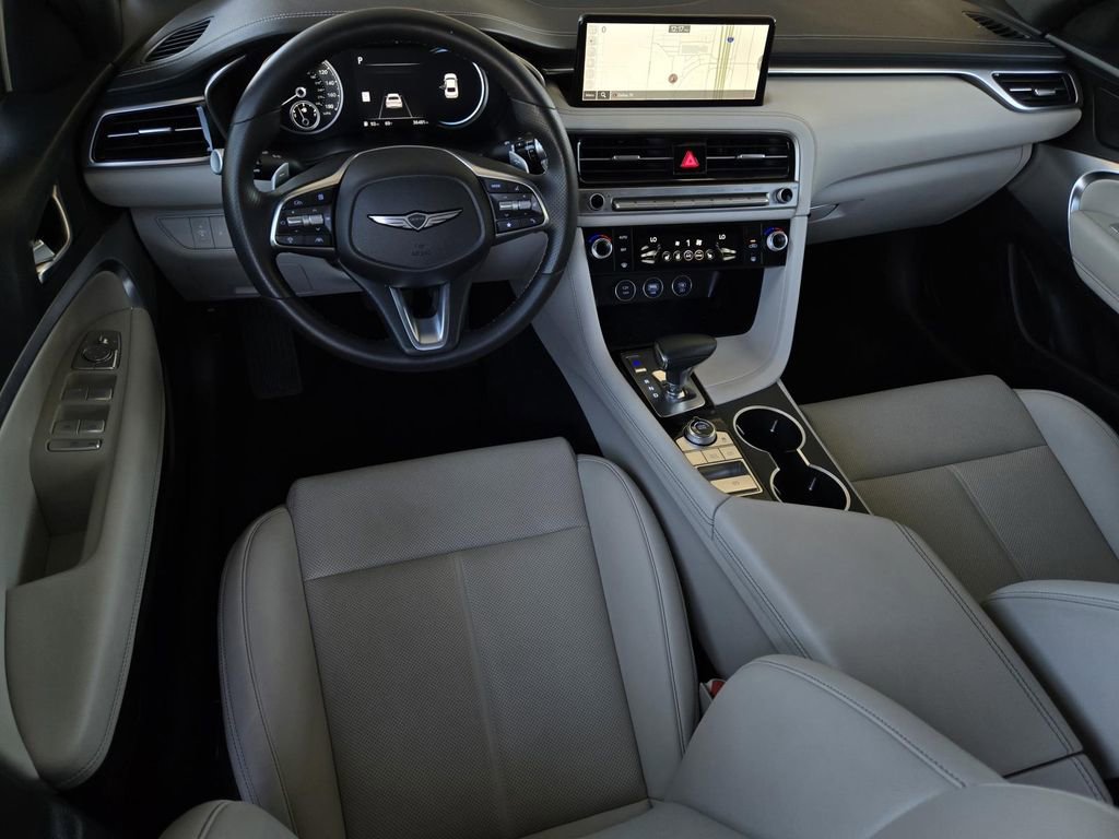Used 2025 Genesis G70 2.5T AWD/4WD image 14