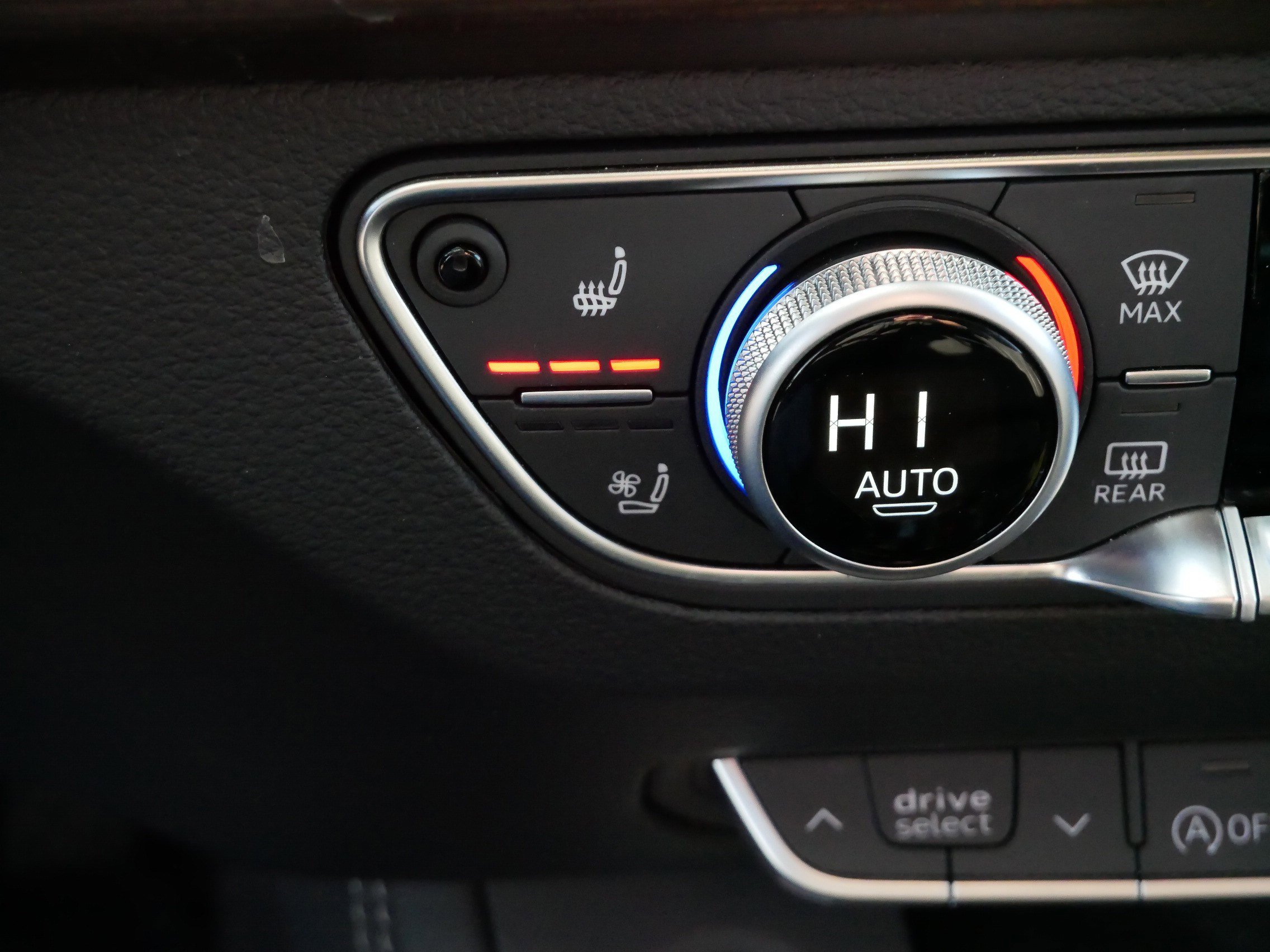 Used 2023 Audi Q5 2.0T Premium Plus w/ Premium Plus Package image 28