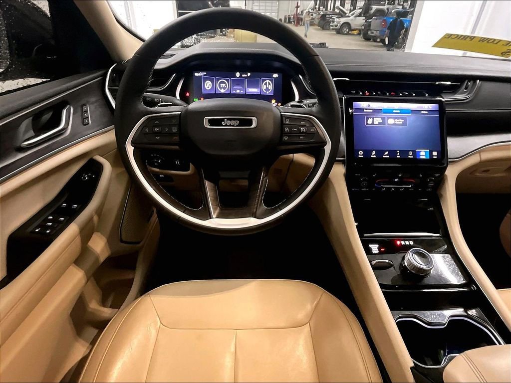 Used 2021 Jeep Grand Cherokee L Limited w/ Trailer Tow Group (B) image 18