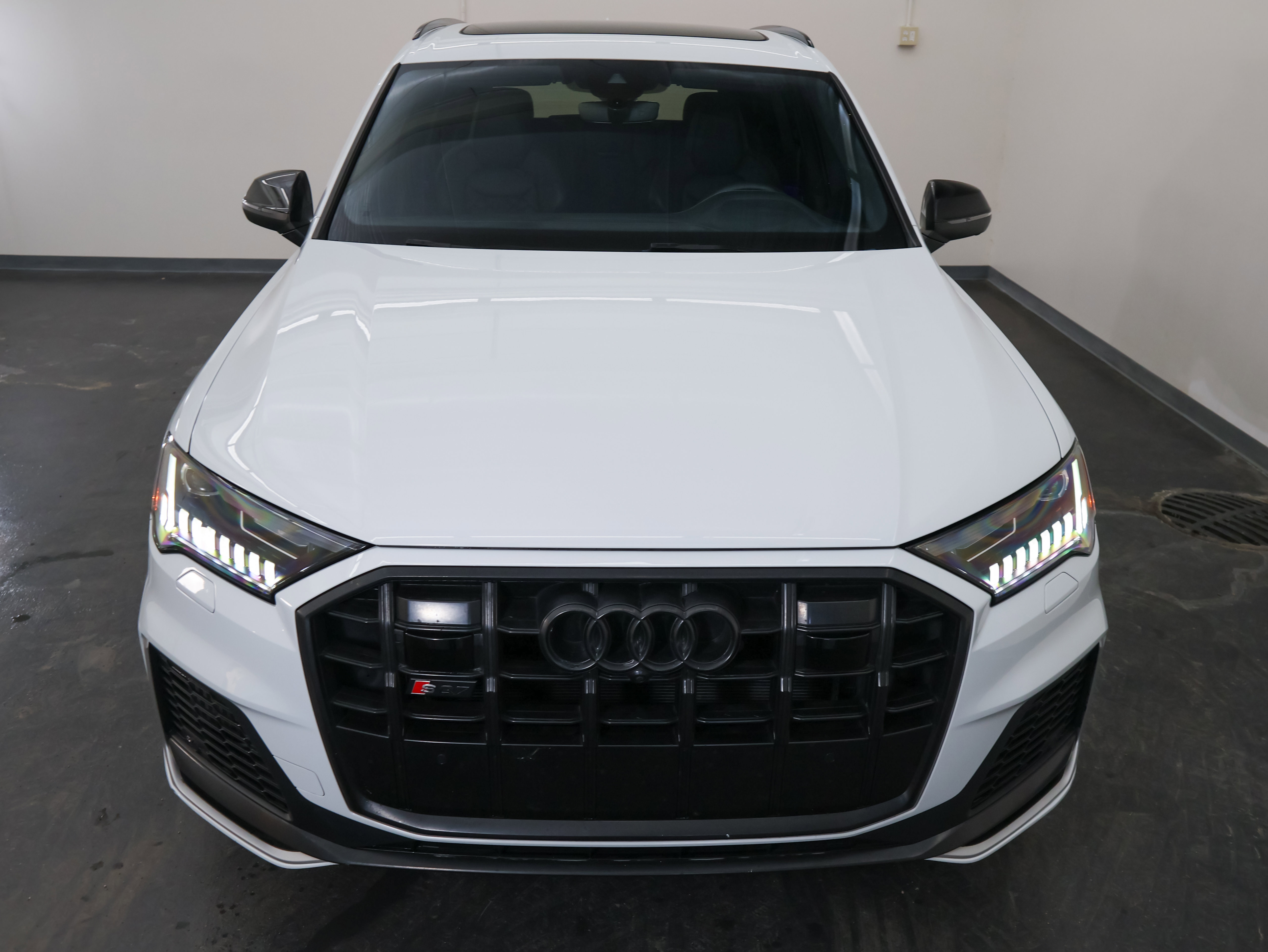 Used 2021 Audi SQ7 Premium Plus image 8