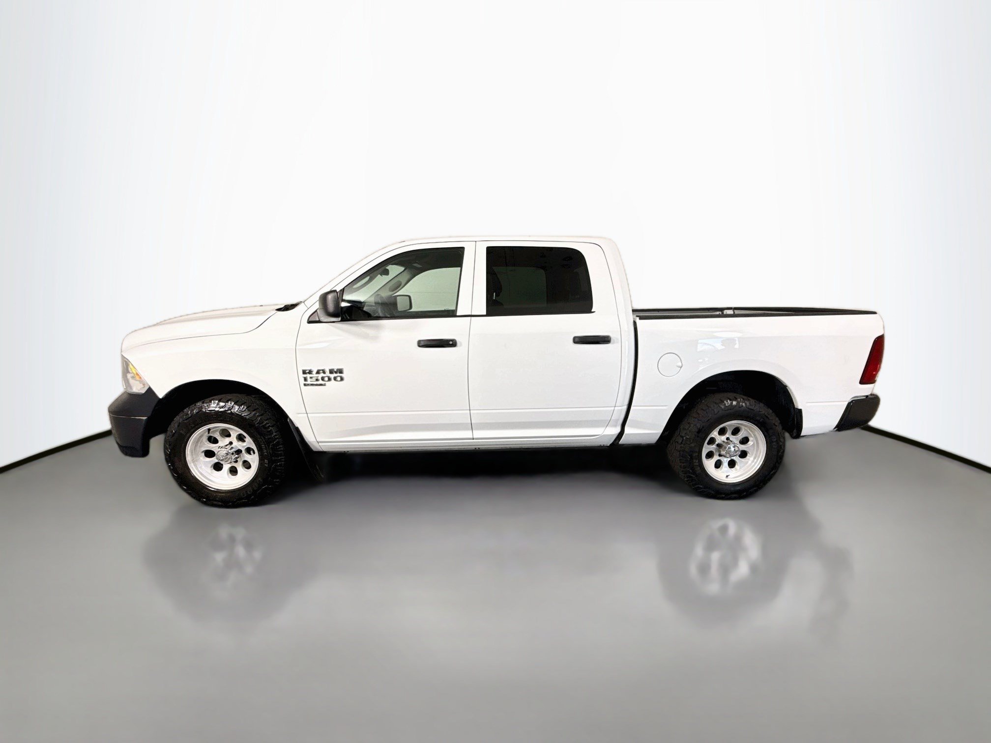 Used 2023 RAM 1500 Tradesman w/ Utility Group AWD/4WD image 6