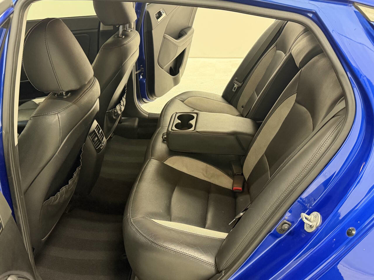 Used 2013 Kia Optima SX image 9