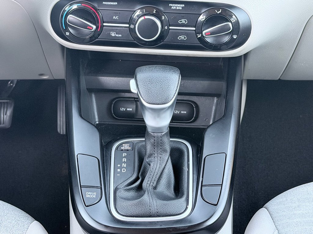Used 2020 Kia Soul S FWD image 16