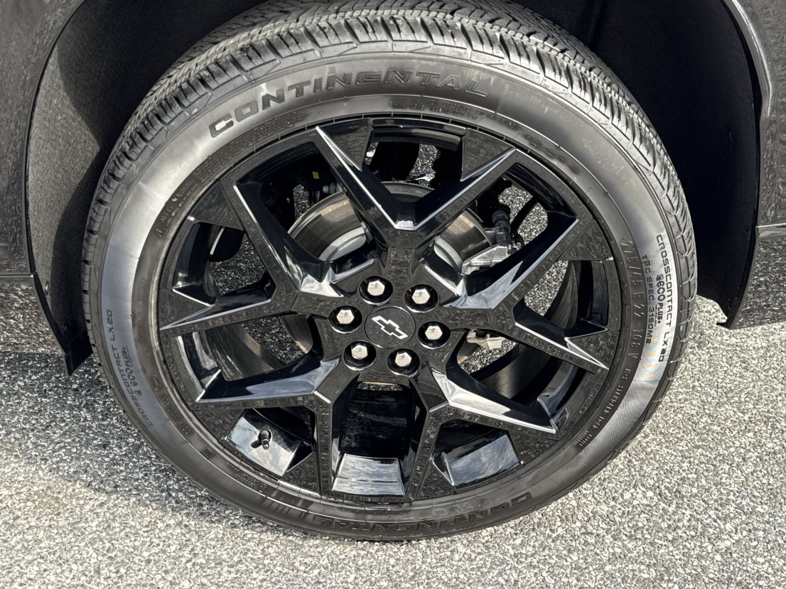 Used 2024 Chevrolet Traverse RS FWD image 12