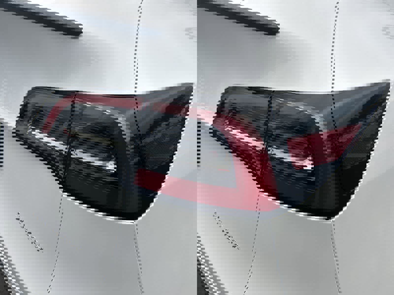 Used 2024 Tesla Model Y Long Range image 21