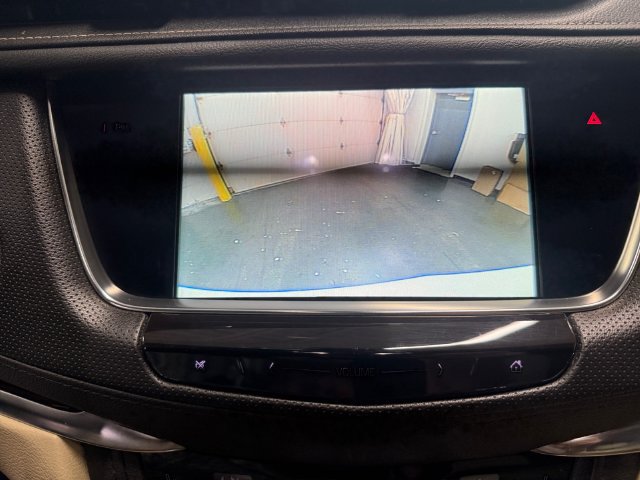 Used 2018 Cadillac XT5 Premium Luxury FWD image 15