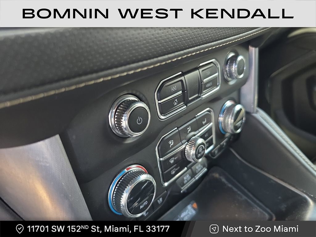 Used 2023 GMC Yukon XL SLT image 21