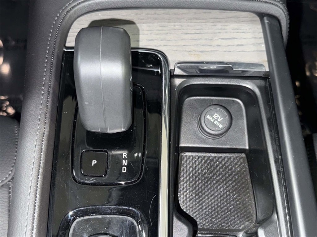 Used 2023 Volvo S90 B6 Plus image 24