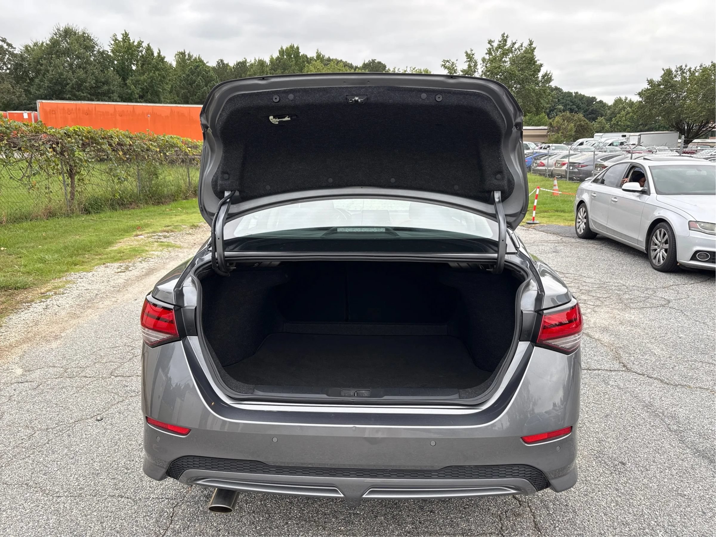 Used 2021 Nissan Sentra SR FWD image 56