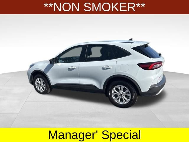 Used 2025 Ford Escape Active image 4
