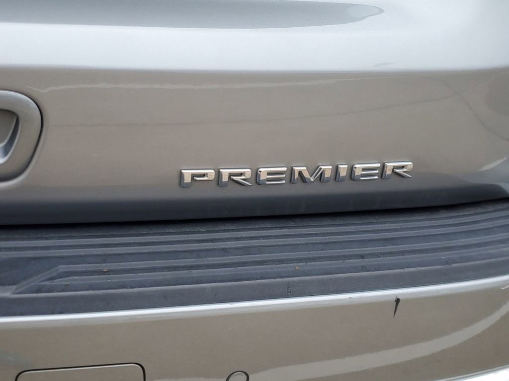 Used 2024 Chevrolet Tahoe Premier image 5