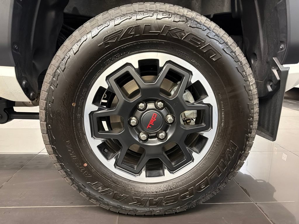 Used 2024 Toyota Tacoma TRD Off-Road w/ TRD Off Road Premium Package AWD/4WD image 7
