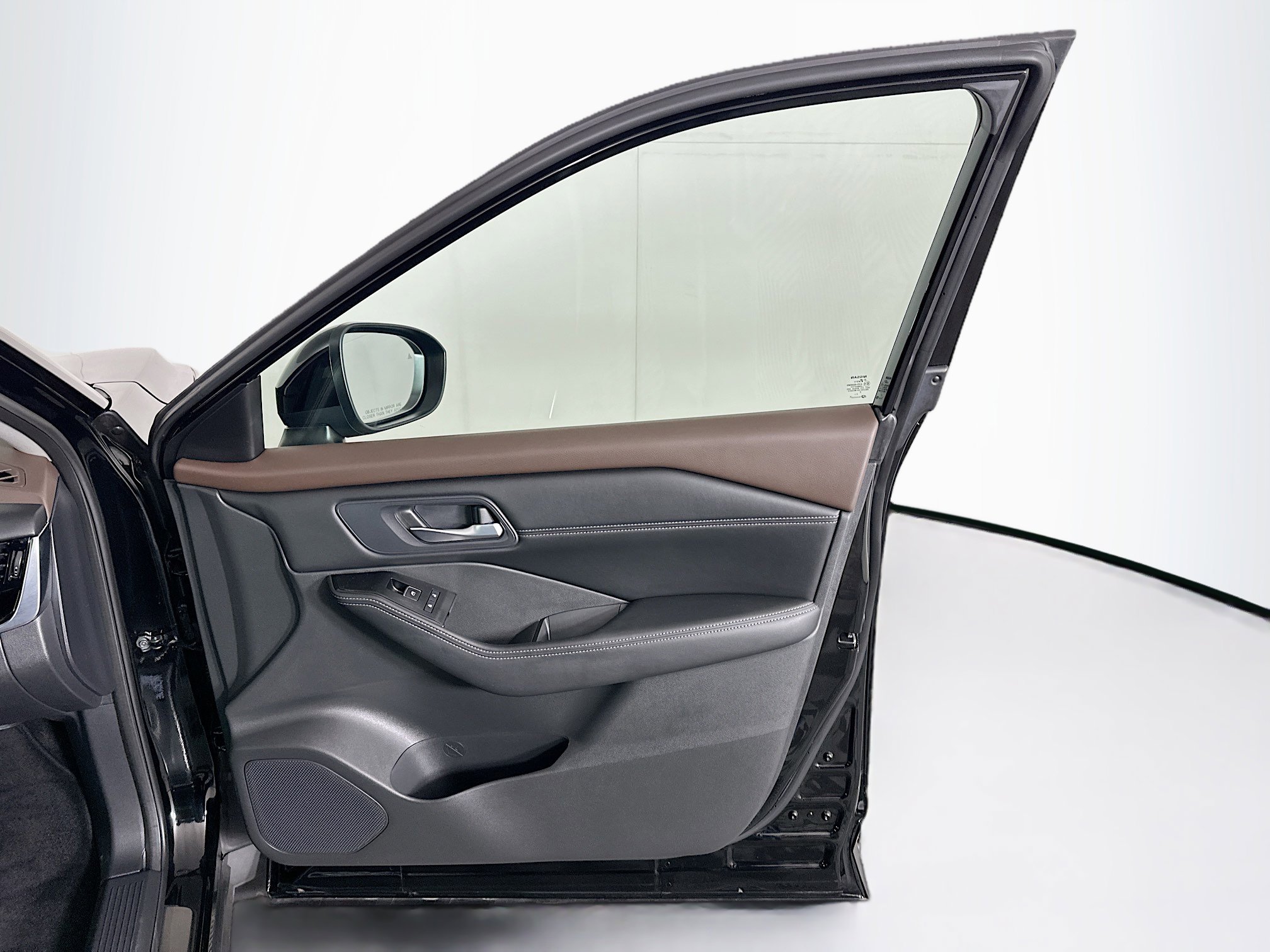 Used 2023 Nissan Rogue SL w/ SL Premium Package image 34