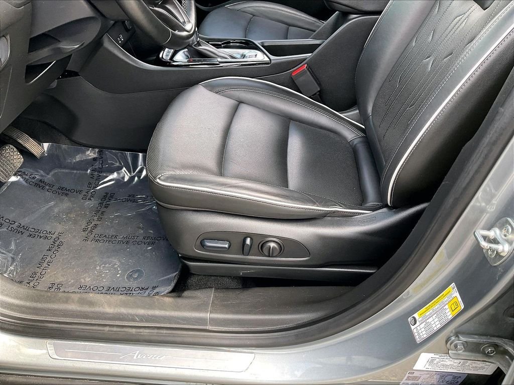 Used 2024 Buick Encore GX Avenir w/ Avenir Technology Package AWD/4WD image 34