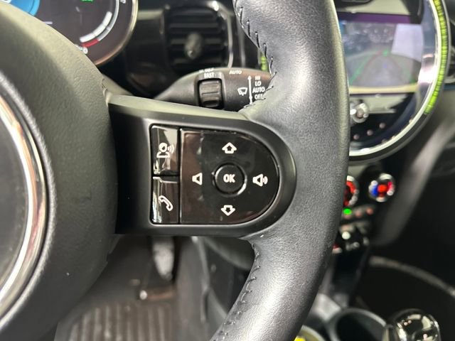 Used 2023 MINI Cooper Classic image 17