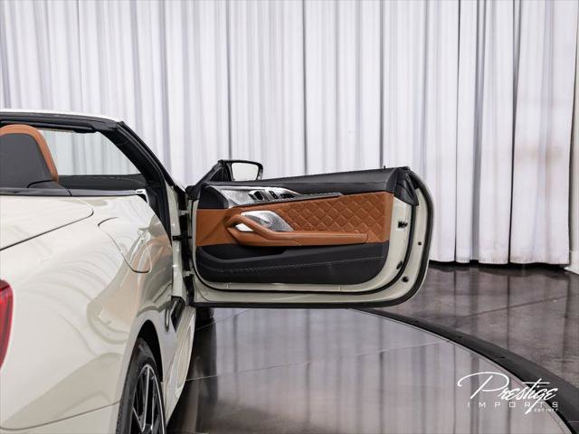 Used 2022 BMW M8 Competition w/ M Carbon Exterior Package AWD/4WD image 45