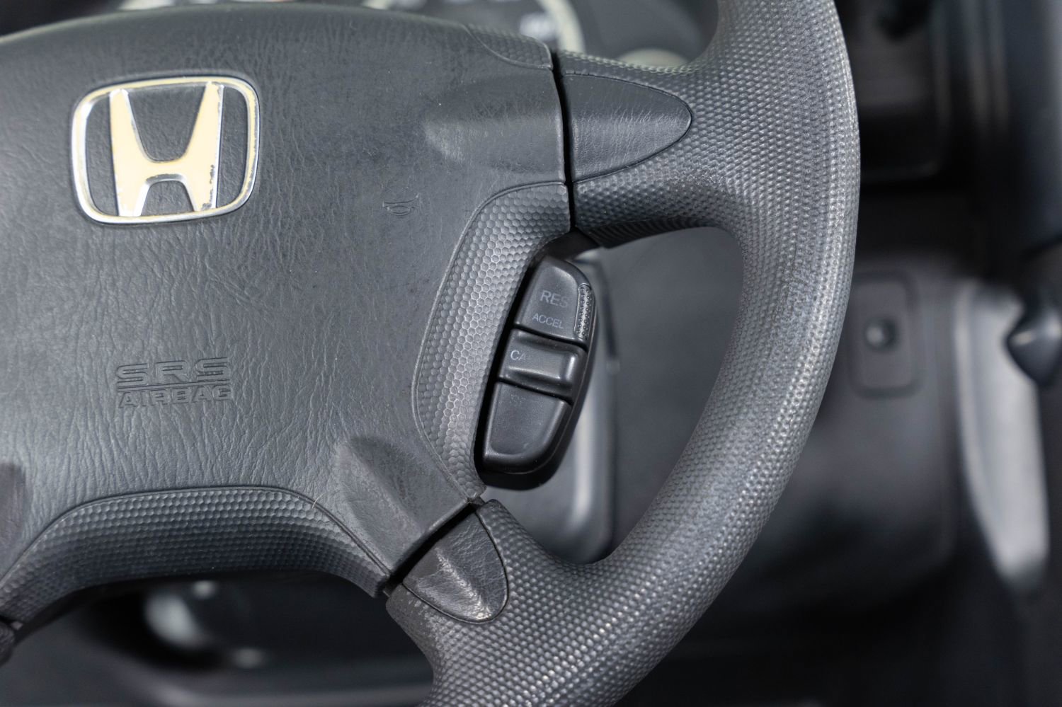 Used 2005 Honda CR-V LX image 29